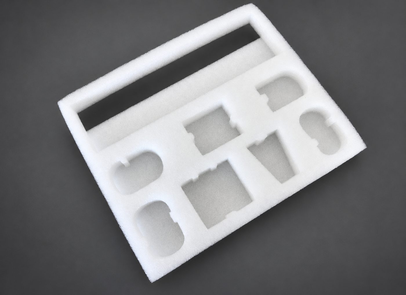 Beyaz polietilen köpük insert; farklı biçimlerde ürün yuvaları